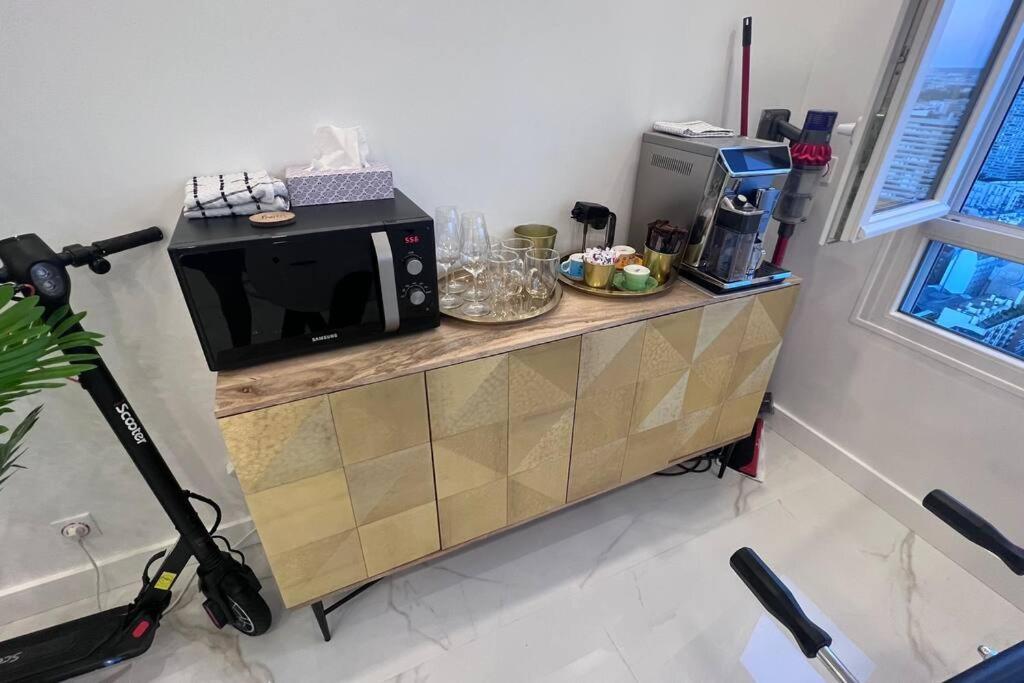 Nice Apartment With Amazing View Of Paris + Parking Kültér fotó