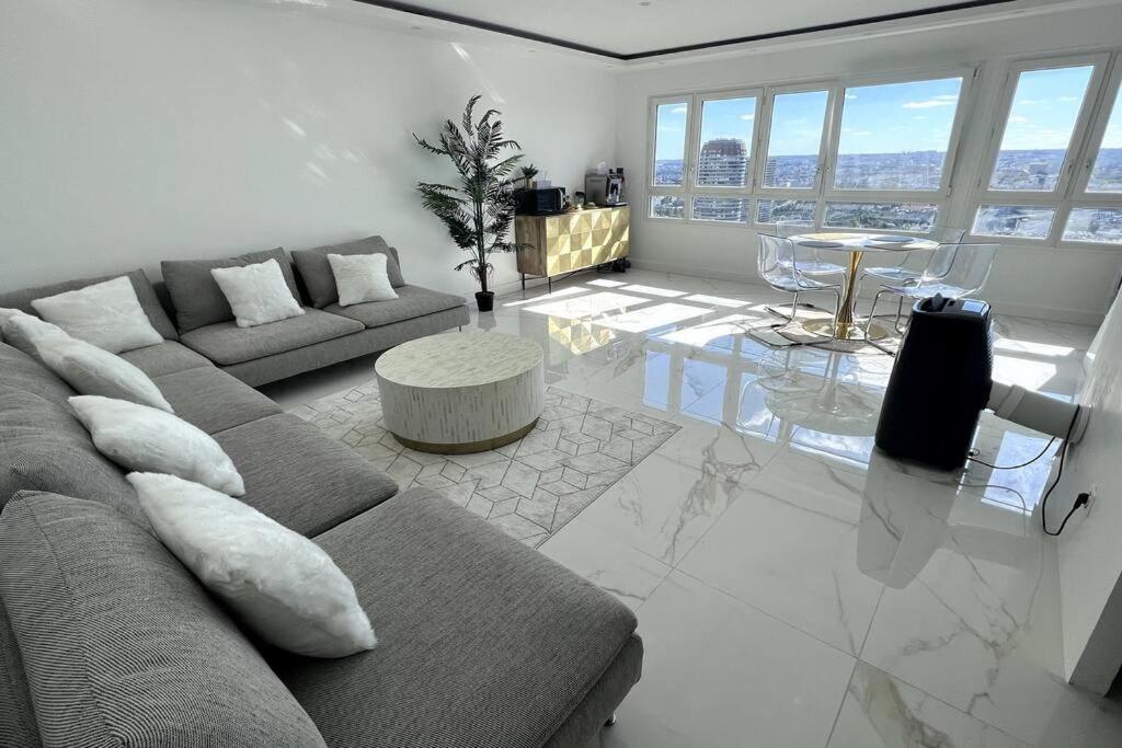 Nice Apartment With Amazing View Of Paris + Parking Kültér fotó