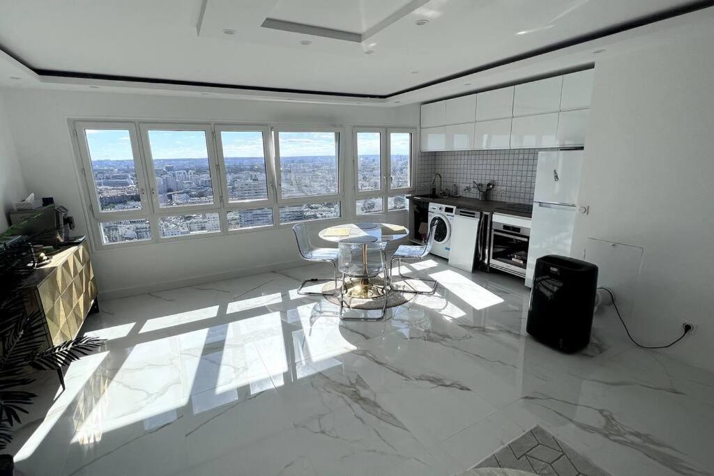 Nice Apartment With Amazing View Of Paris + Parking Kültér fotó